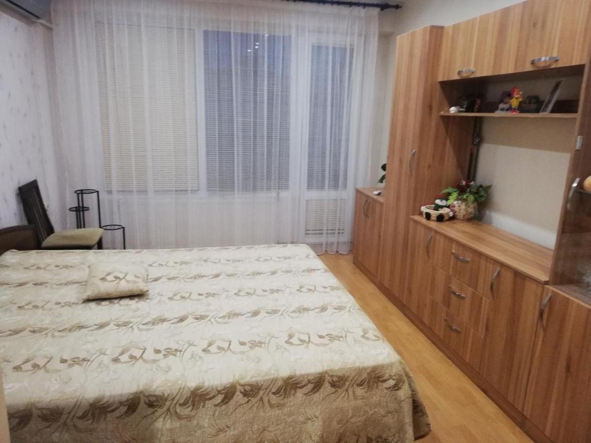 Хоум Вт เวลีคอเทอร์โนโว ภายนอก รูปภาพ